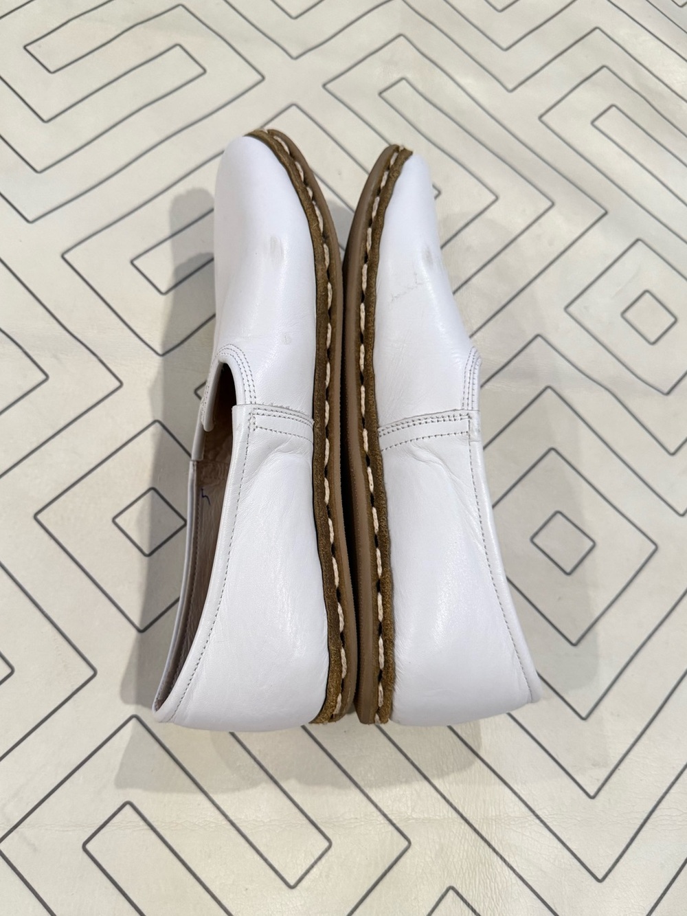 Sabah White Slip-On Leather Flats - Picture 9 of 11